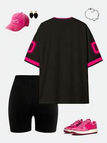 SHEIN طقم تي شيرت وشورت دراجة نسائي كاجوال مطبوع برقم 13 وشعار إبداعي