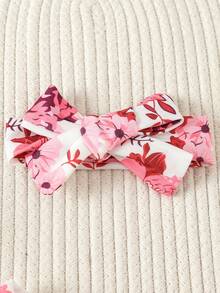 SHEIN 女嬰 1 件白色可愛大花印花長袖睡衣連身褲