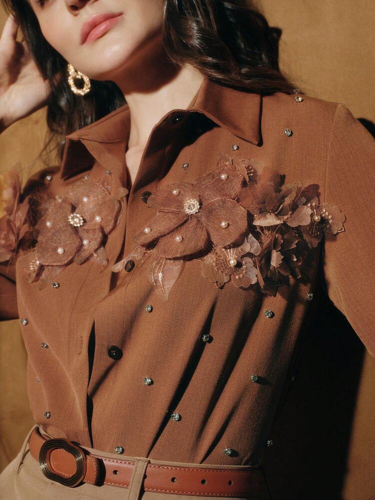 エレガントな女性用フローラルラインストーンデコレーション3Dフラワークラフトブラウス、職場、通勤、秋、冬、春、新年、パーティー、結婚式、シック、スタイリッシュ、カジュアル、仕事、感謝祭、卒業、クリスマスに適しています