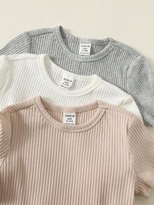 SHEIN Bộ 3 món/Bộ đồ liền thân và quần dài tay ngắn cổ tròn thoải mái màu trơn mềm mại cho bé trai/gái mới biết đi, phong cách cơ bản thường ngày đa năng thích hợp mặc trong nhà, ngoài trời, hàng ngày, thể thao, vui chơi, tiệc tùng, chụp ảnh, ngày lễ, năm mới, xuân/hè - Nhiều màu - Xem 5