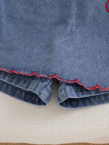 Genkimix Kids 2件套女童夏季新款杏色针织面料翻领拼接爱心装饰背心上衣和牛仔短裙，荷叶边刺绣樱桃花卉复古可爱套装