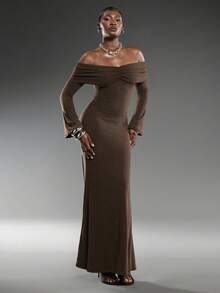 Normani Women's Elegant Off-Shoulder Solid Color Dress, Suitable For Party - Coffee - View 4