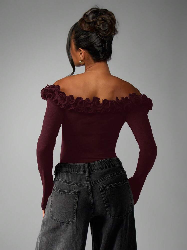 MISSGUIDED Body bardot à manches longues avec volants et détail d'application de rose à l'épaule dénudée