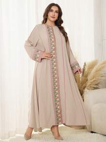 Al Najma Plus Size  Style Women Modest Long Sleeve Applique Decor Arabic Dress - Apricot - View 4