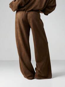 MISSGUIDED Pantalones jogger de tiro alto y pierna ancha de gamuza para mujer, para otoño e invierno - Marrón - Ver 2