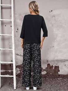 SHEIN LUNE Women's Solid V-Neck 3/4 Sleeve Shirt And All-Over Print Wide Leg Pants Casual 2 Pieces Set - Brown - View 2