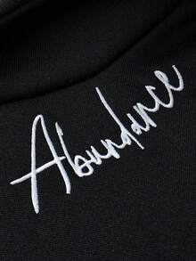 PAVTROS 男士时尚街头风刺绣图案连帽衫，做工精良，品质上乘。适合日常穿着、外出、上学、聚会、音乐节等场合。可作为送给男友、朋友、丈夫的礼物，也适合参加狂欢节活动。街头哥特风连帽衫，内衬保暖。 - 黑色 - 查看 5