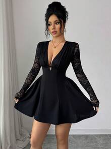 Rafferiza 优雅黑色蕾丝拼接针织面料弹力深V领长袖修身迷你连衣裙，适合单身派对、舞会等场合。 - 黑色 - 查看 3