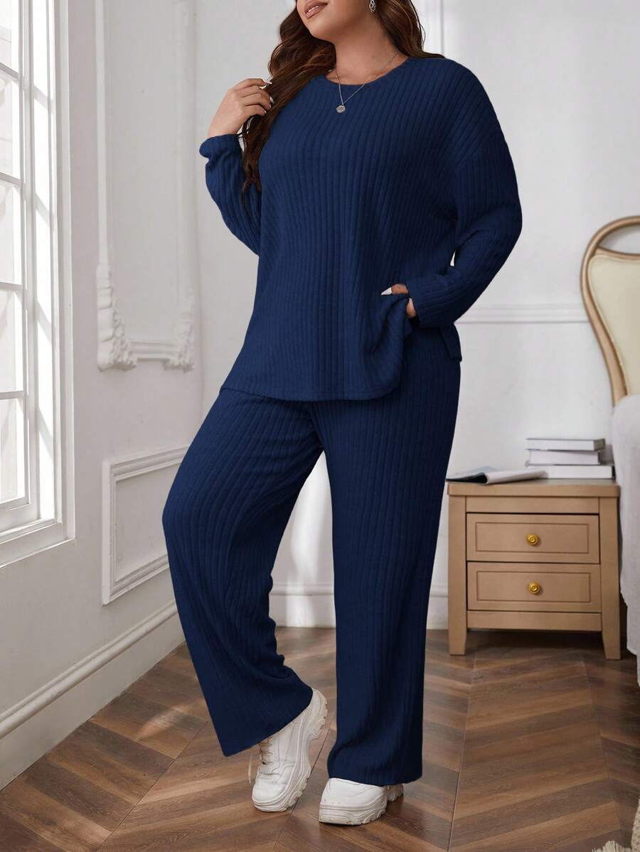 SHEIN Essnce 大码女式纯色圆领长袖罗纹T恤和裤子休闲两件套 - 藏蓝色 - 查看 1