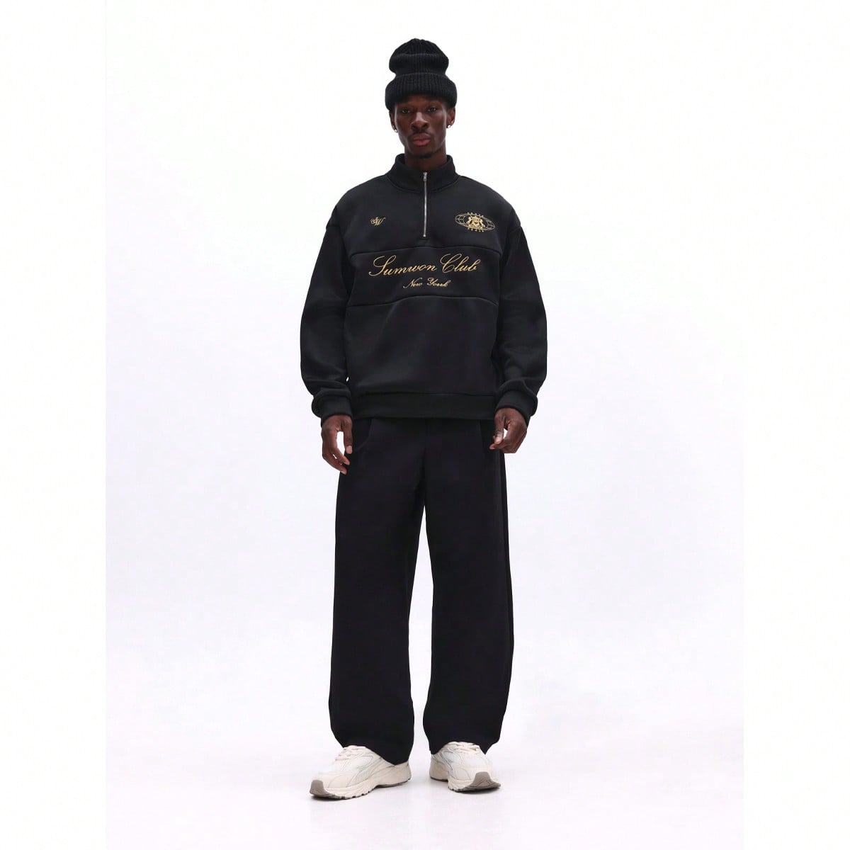 Sudadera con media cremallera con panel de contraste, bordado de logotipo heráldico con texto dorado, para uso casual en otoño e invierno