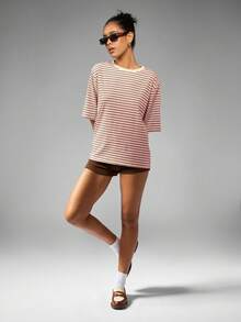 MISSGUIDED Camiseta Listrada Oversized para Mulheres, Casual, Ajuste Solto, Manga Curta, Verão, Primavera, Uso Diário, Confortável, Top Relaxado