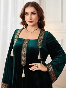 Al Najma Plus Size Women's Square Neck Long Sleeve Sequin Tassel Luxurious Elegant Arabic Style Party Dress - Dark Green - View 4