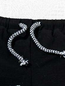 Newborn Boys' Decorative Patchwork Drawstring Waistband Casual Shorts 3pcs Set - Multicolor - View 3