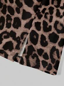 SHEIN LUNE Chân váy ngắn họa tiết da báo xẻ tà, thanh lịch, thích hợp cho công sở và trang phục thường ngày, phù hợp cho mùa thu/đông. Chân váy họa tiết da báo, phong cách thường ngày. - Đen và trắng - Xem 7