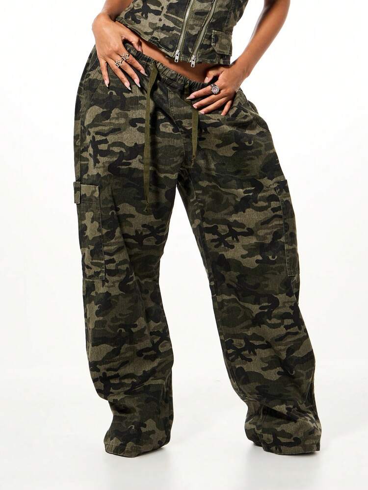 SUMWON WOMEN Camouflage Wide Leg Cargo Balloon Pants