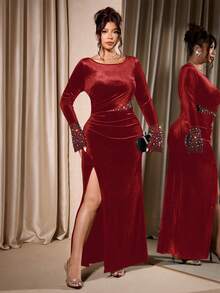 Cravure Plus Size Women's Elegant Beaded Long Sleeve Slit Black Velvet Party Dress - Burgundy - View 1