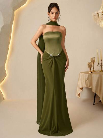 Coutiva Women's Jacquard Elegant Formal Evening Gown With Cape Design