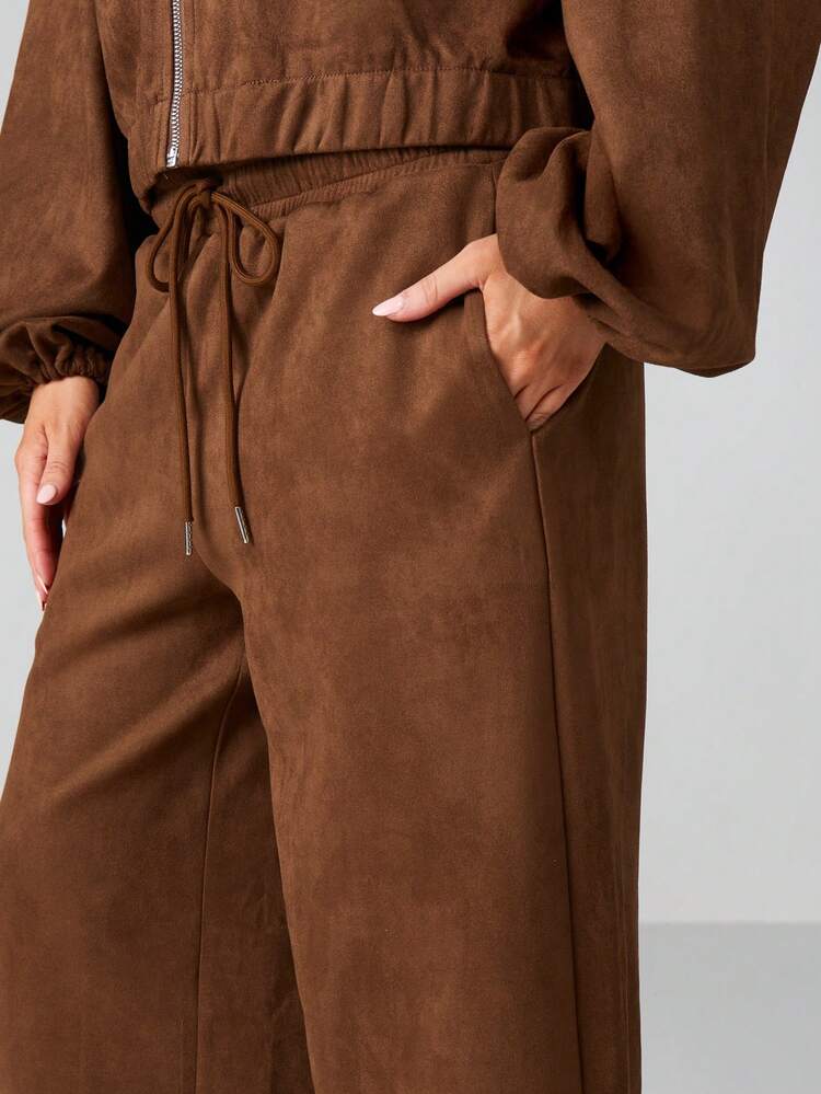 MISSGUIDED Hoher Bund Weite Bein Wildleder Jogginghose mit Kordelzug Taille und Seitentaschen für bequemen Lässig-Stil