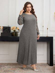Modelyn Gaun Wanita Ukuran Besar Musim Gugur/Dingin dengan Detail Renda dan Motif Bunga Matahari Patchwork yang Lembut - Dark Grey - View 7