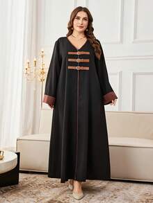 Al Najma Vestido árabe de manga larga, diseño modesto, talla grande, con parches en contraste y corte holgado - Negro - Ver 4