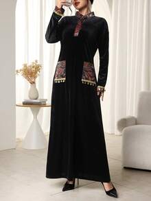 Al Najma 女士优雅佩斯利印花拼接阿拉伯风格连衣裙 - 黑色 - 查看 2