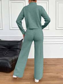 EURMUSE Zweiteiler für kleine Frauen bestehend aus Pullover mit Reißverschluss und Sweathose - Minzgrün - Übersicht 2