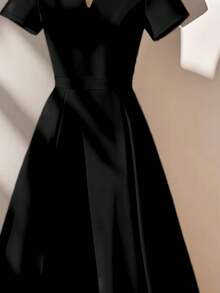 Franclia 女士优雅通勤纯色缺口领中长连衣裙