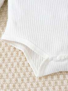 SHEIN Playful Pals 两件套休闲长袖女婴连体衣和豹纹背带裙套装