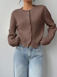 SHEIN BASICS 休闲纯色圆领长袖宽松短款女式开衫毛衣，保暖舒适，时尚百搭，适合日常通勤，奶油黄上衣，秋冬季必备 - 咖啡棕 - 查看 4