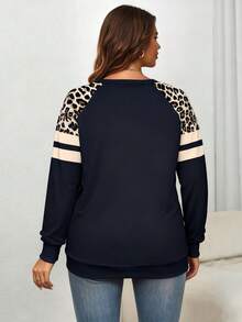 EMERY ROSE Navy Contrast Leopard Print Long Sleeve Plus Size Sweatshirt - Multicolor - View 2