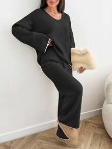 EURMUSE Women's Ribbed Knit Sweater Beige Pullover Suitable For Winter - Black and White - View 5