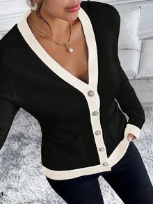 SHEIN Clasi 女士冬季经典黑白拼色优雅仿珍珠纽扣装饰 V 领修身开衫，适合工作、购物、度假、早午餐、约会和派对。Coco 风格返校活动 - 黑色 - 查看 5