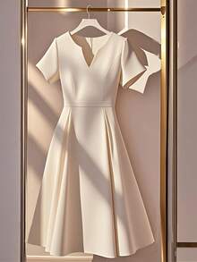 Franclia 女士优雅通勤纯色缺口领短袖中长连衣裙