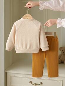 Souflis Souflis 2pcs Set Vintage French Style Long Sleeve Cardigan With 3D Bear Pattern Jacket And Brown Corduroy Pants, Versatile Outfit For Home, Casual, School Wear, Toddler Boys - Multicolor - View 2