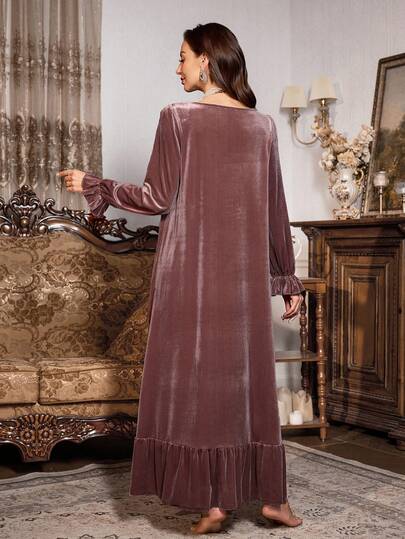 PalaceNights Fluwelen Long Nightgown Geborduurde Bloemen Bowknot Collar, Sleeve, view 2