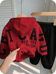 SHEIN 2pcs Young Boy Casual Korean Style Loose Fit Oversized Letter Graphic Hoodie And Elastic Waist Pants Set, Suitable For Autumn/Spring, Outdoor Play, School, Street Style, Party And Leisure, Thermal Lined Thick Material