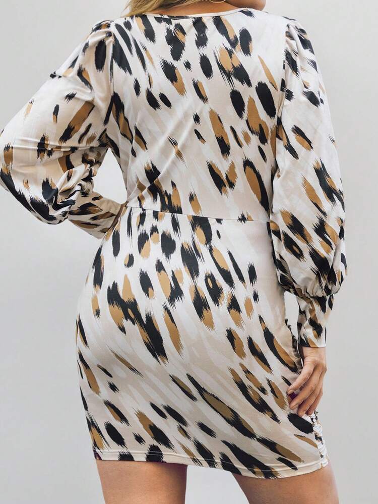 Plus Size Women V-Neck Long Sleeve Ruched Fitted Floral Print Dress