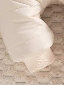 SHEIN Playful Pals 1件装女婴冬季新款2020拉链连帽连体衣，饰有刺绣熊耳朵，罗纹袖口和下摆，日常休闲保暖装扮 - 杏色 - 查看 3