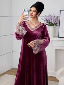 SHEIN Najma Women's Velvet Collar Floral Lace Cuff Mesh Embroidered Arabic Style Dress - Multicolor - View 3