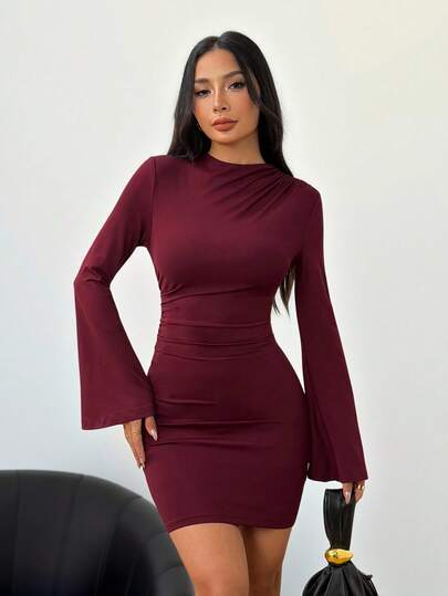 SHEIN PETITE Vestido de manga larga con cuello alto, ajustado y con volantes, adecuado para otoño/invierno, se puede usar como capa base o atuendo para salidas, uso diario y casual de negocios para mujer