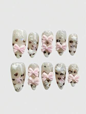Kawaii أظافر زائفة مصنوعة يدويًا بشكل قلب رومانسي مزين بالدانتيل وأجنحة بيضاء على شكل موسيقى وفراشة وردية، إصدار جماعي مناسب للخروجات اليومية والمواعيد