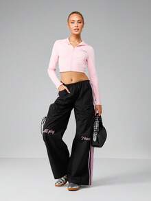 Missguided x Playboy 带帽短款拉链夹克，侧边条纹，休闲运动外套，适合训练和健身 - 粉色 - 查看 5