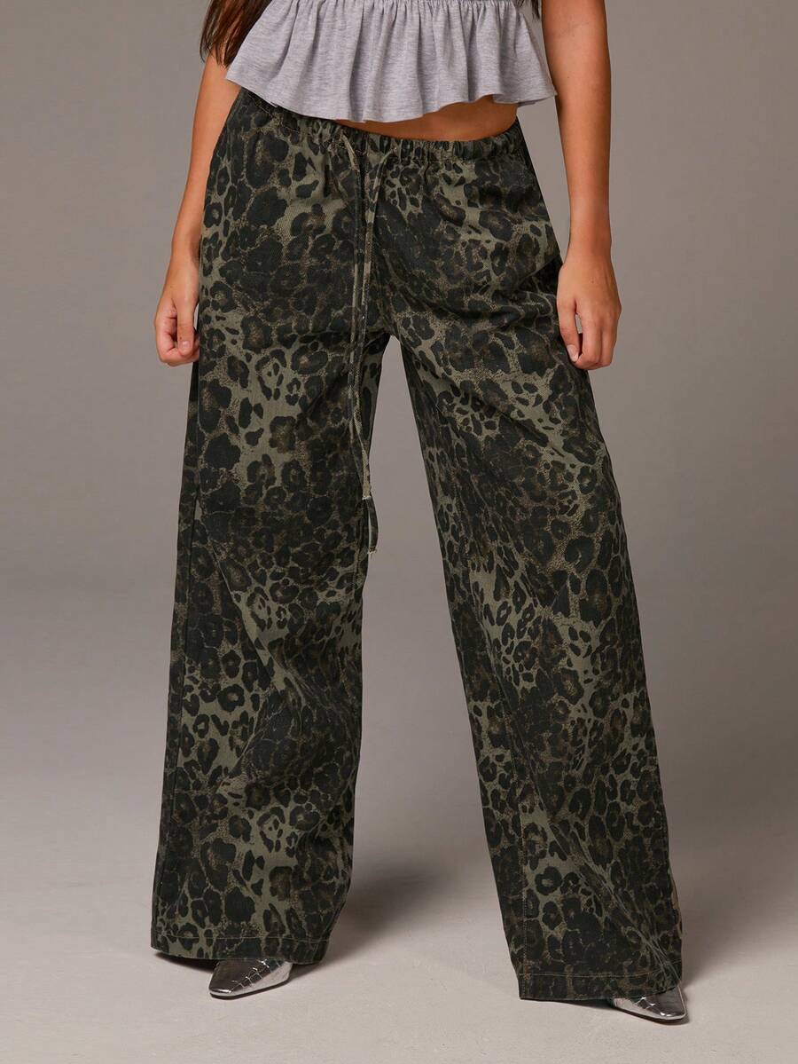 Athîral Street-Style Leopard Print Cargo Pants, All-Season Loose-Fitting Wide-Leg Straight-Leg Casual Pants, Camouflage Women's Pants, Low-Rise Women's Jeans, Wide-Leg Women's Pants, Millennial Women's Clothing, Retro Floor-Length Pants, Travel Women's Clothing, Winter Pants - Multicolor - View 1