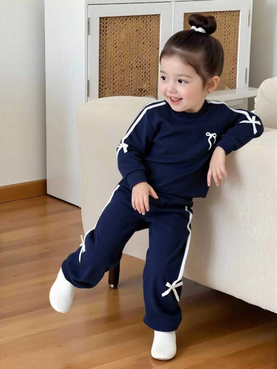 Elladie kids 紫色蝴蝶结卫衣裤套装,适合4-7岁小女孩,休闲运动套装,秋季款。 - 藏蓝色 - 查看 1