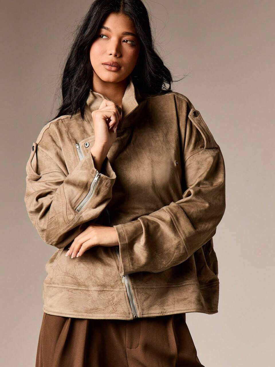 AiiRZ Oversized Faux Suede Moto Jacket With Lapel Collar And Zip Closure For Fall Winter Layering