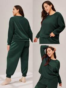 LUVLETTE Plus Size Green Winter Crewneck Pullover & Pants Sleepwear Basics Pajama Set Casual Comfy Outfits Activewear Lingerie As Outerwear Fall Pajamas - Green - View 2