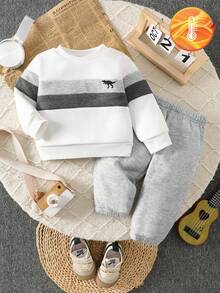 SHEIN 0-3 岁男女通用婴幼儿春秋灰色和白色拼接长袖套头衫搭配纯灰色裤子套装，简约时尚百搭设计适合外出、休闲装和日常上学穿着