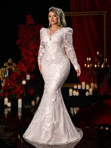 Glamrae 大码女士花卉刺绣网纱V领长袖修身鱼尾优雅婚纱 - 白色 - 查看 5