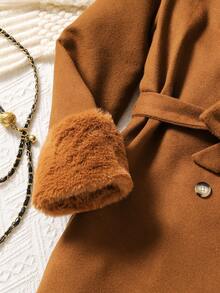 少女冬季时尚双排扣系带人造毛领袖口外套 - 棕色 - 查看 4