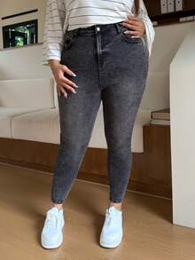 SHEIN CURVE+ Plus Size Women Pocket Skinny Casual Versatile Jeans, High-Waist Asymmetric Design Stretch Slim Denim Pants, Dark Wash, Summer, Casual, Everyday Flare Pants - Black - View 3